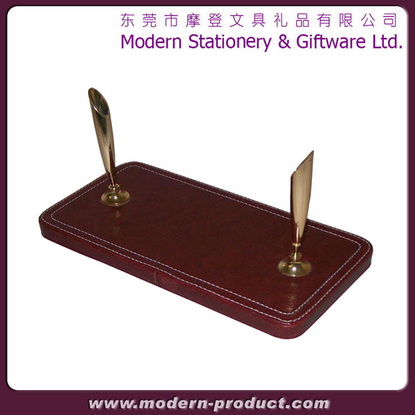 High grade leather elegant table pen stand